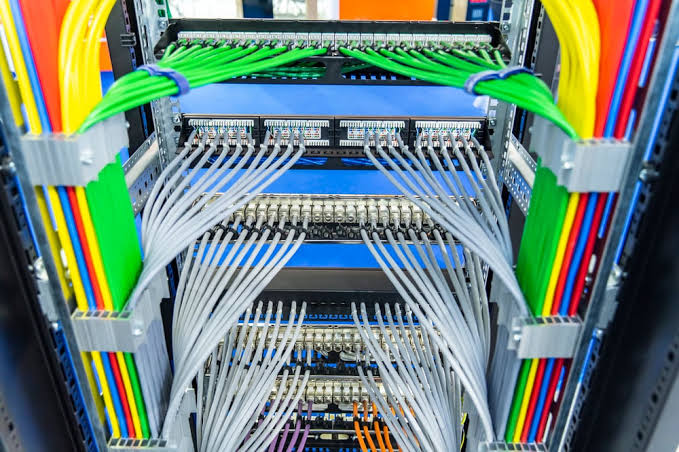 Cable Trays & Pathways